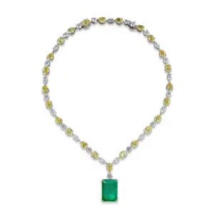 Eleganza Pendant Necklace