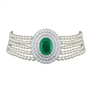Lucenta Luna Choker