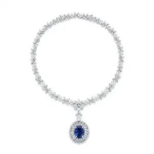 Eleganza Pendant Necklace