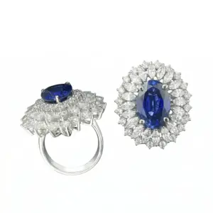 Eleganza Cluster Ring